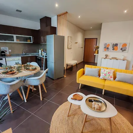 Once Upon A House - Com Garagem Centro Apartmán *